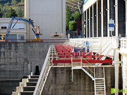 Panorâmica para os vãos de discarga